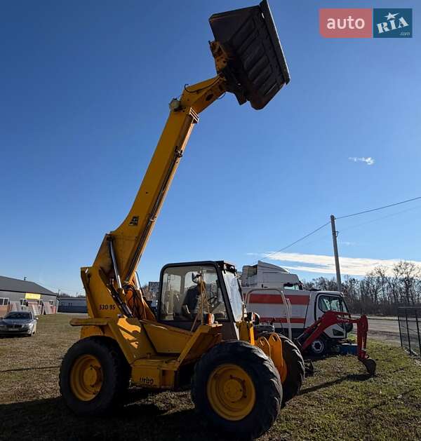 Телескопический погрузчик JCB 530