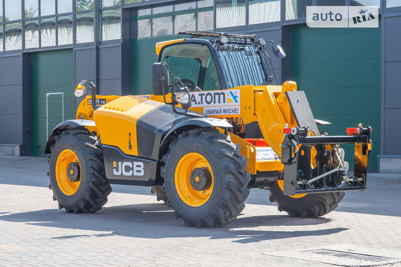 Подъемник телескопический JCB 531-70