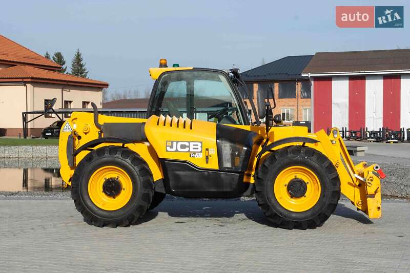 Підйомник телескопічний JCB 531-70