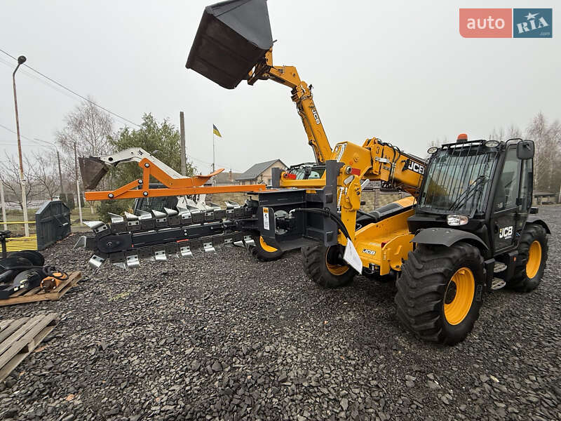 Телескопический погрузчик JCB 531-70