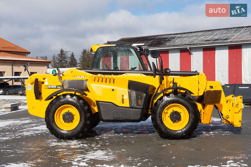 Підйомник телескопічний JCB 535-125