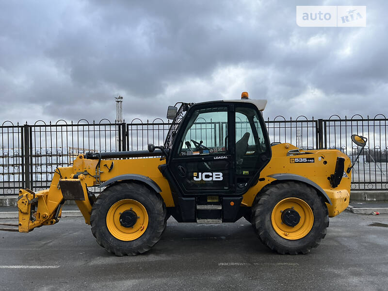 Телескопічні навантажувачі JCB 535-140