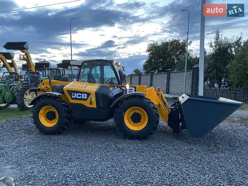 Телескопический погрузчик JCB 536/70