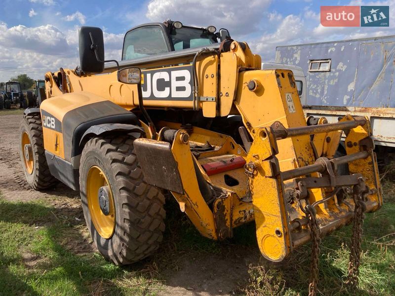 Телескопічні навантажувачі JCB 540-140