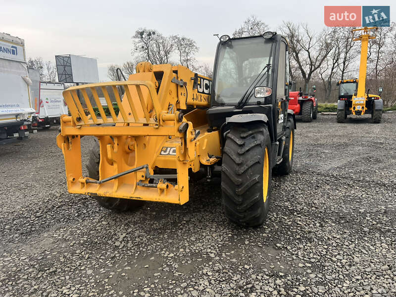 Телескопический погрузчик JCB 541-70