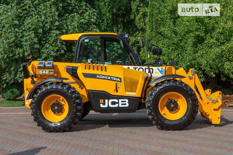 Телескопический погрузчик JCB 542-70