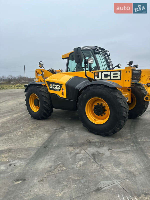Телескопічні навантажувачі JCB 550-80