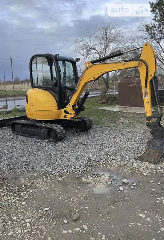 JCB 8030