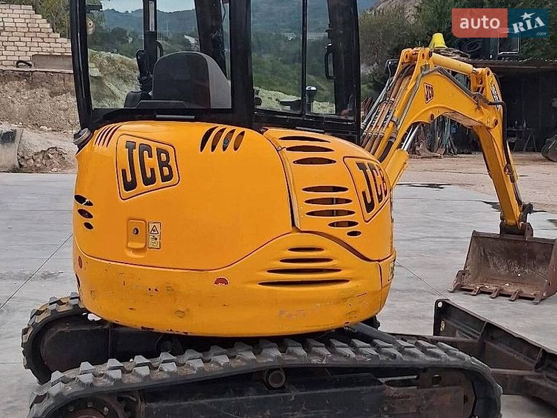 JCB 8030
