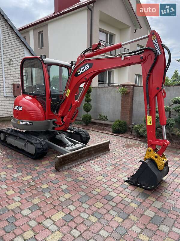 Миниэкскаватор JCB 8035