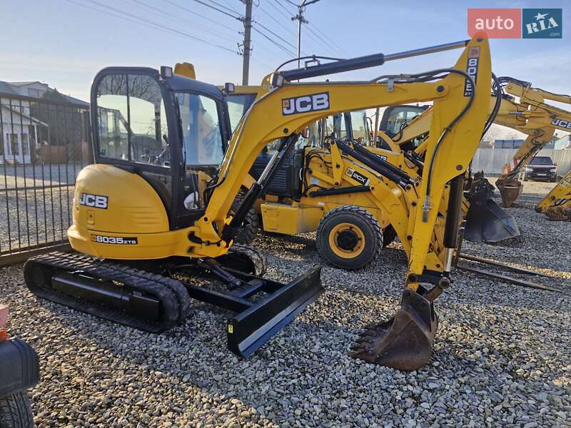 JCB 8035