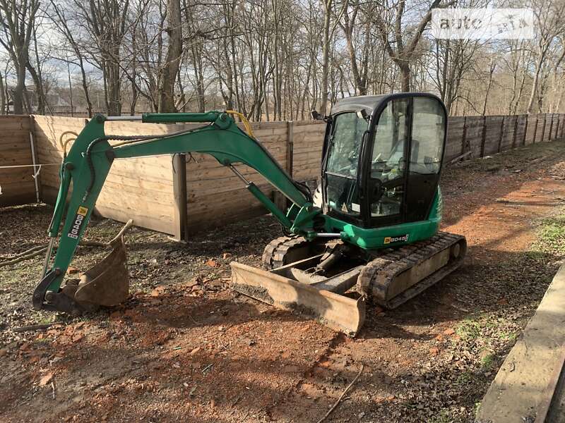 JCB 8045