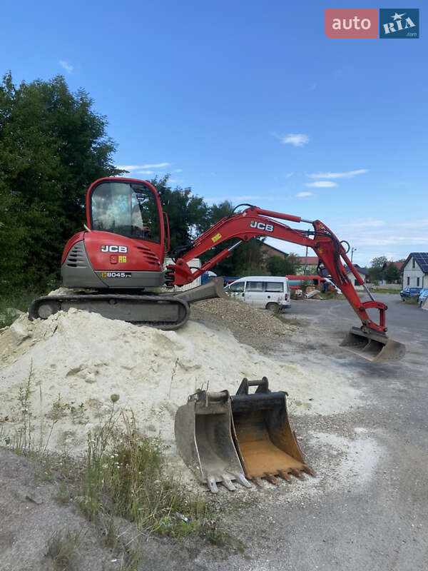 Екскаватор навантажувач JCB 8045