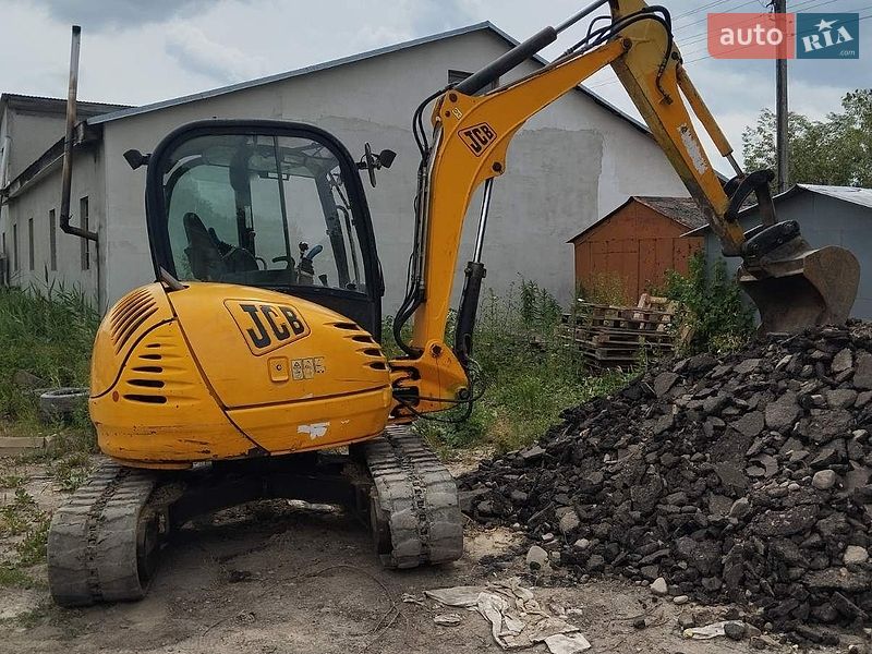 JCB 8045