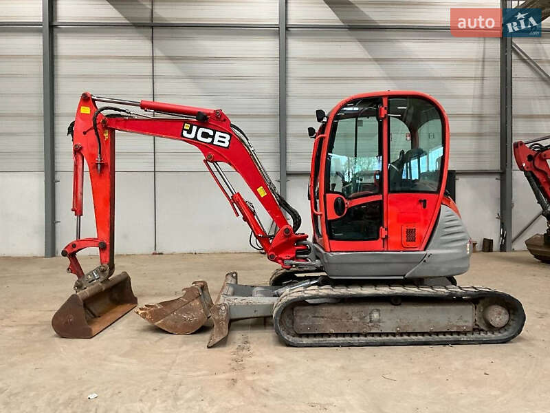 JCB 8050