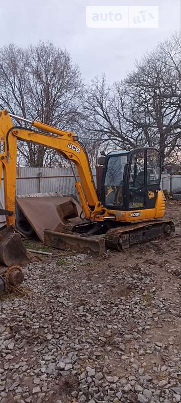 Гусеничный экскаватор JCB 8060