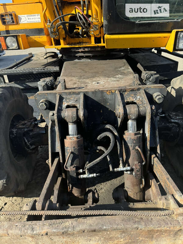 Экскаватор погрузчик JCB JS 130 1999 в Кропивницком