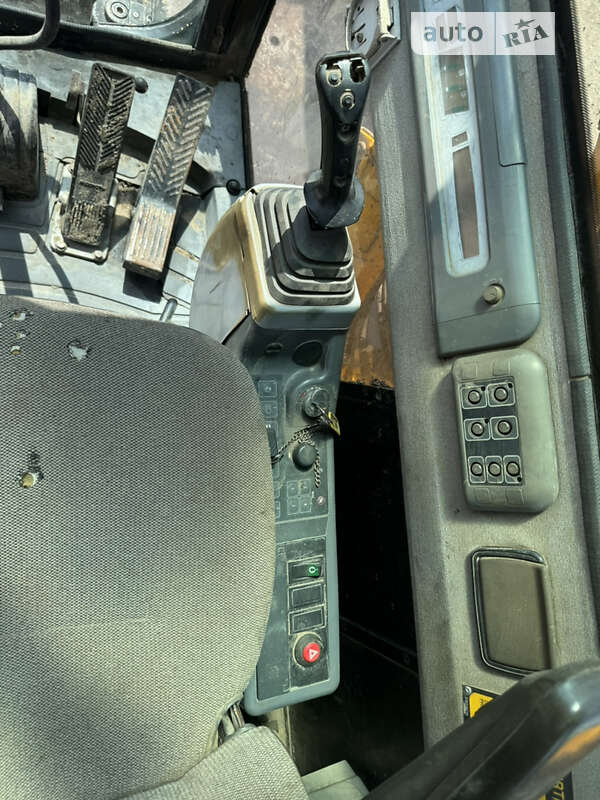 Экскаватор погрузчик JCB JS 130 1999 в Кропивницком