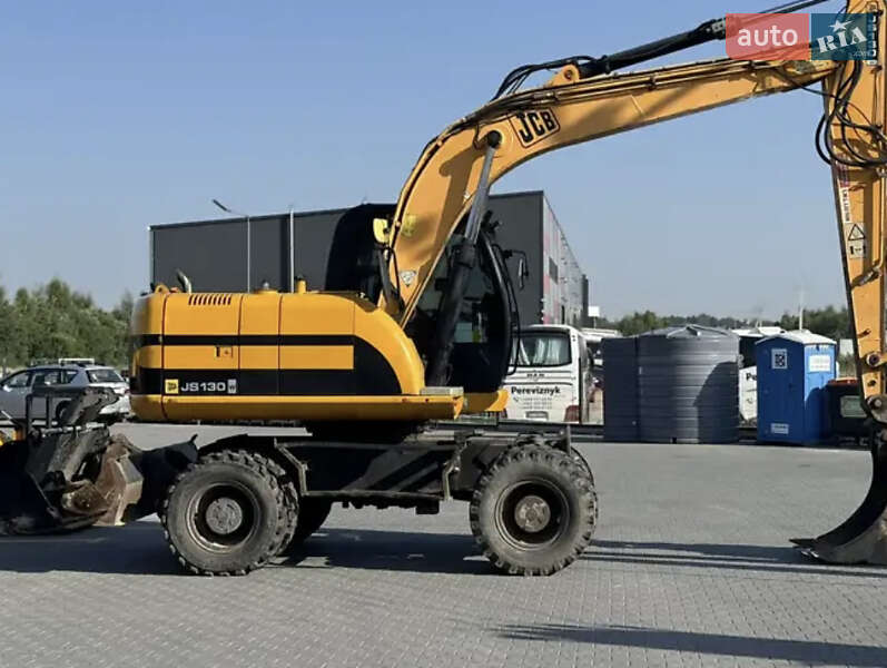Колісний екскаватор JCB JS 130