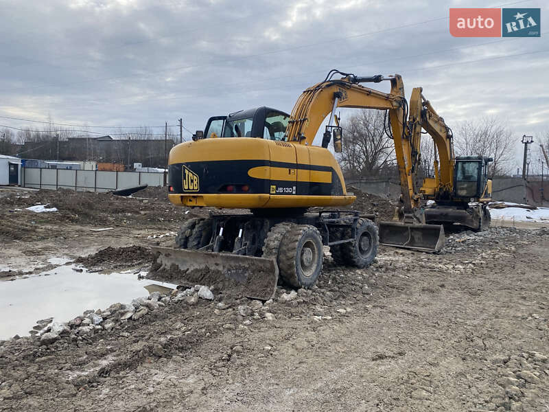 Колесный экскаватор JCB JS 130