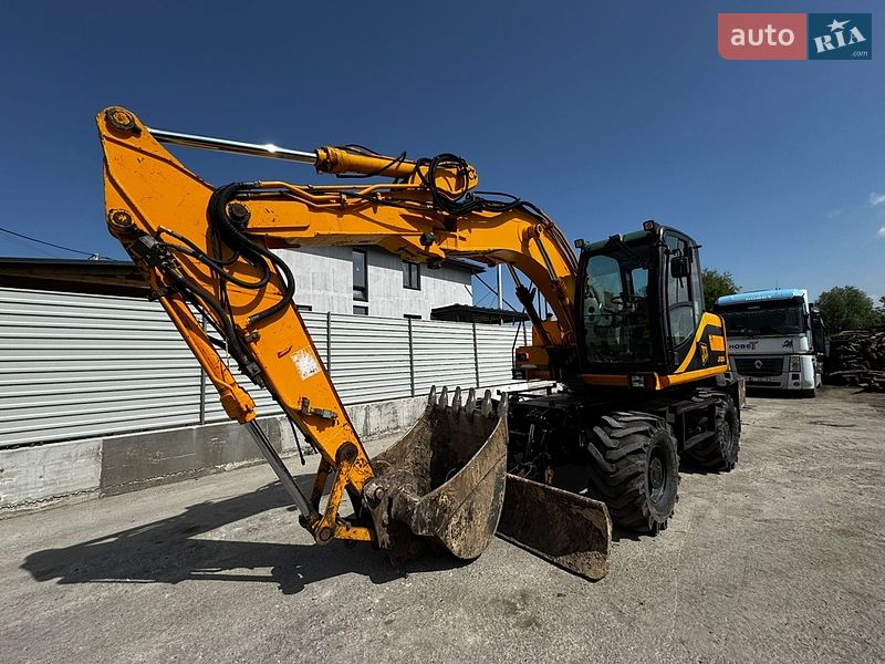 Колісний екскаватор JCB JS 130