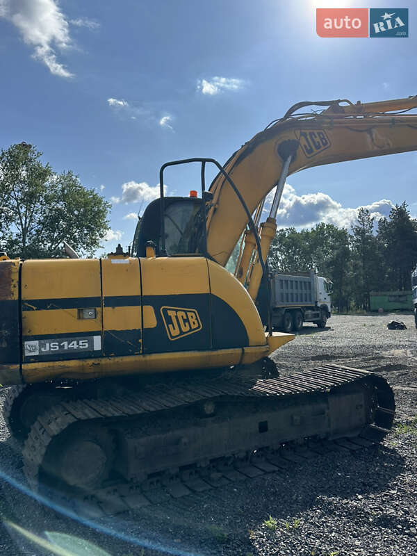 JCB JS 145