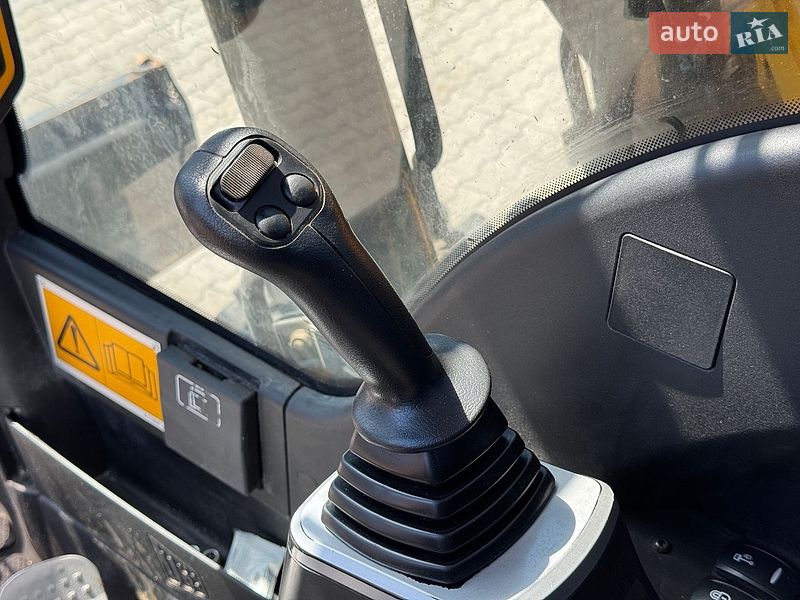 Колісний екскаватор JCB JS 145 2019 в Рівному