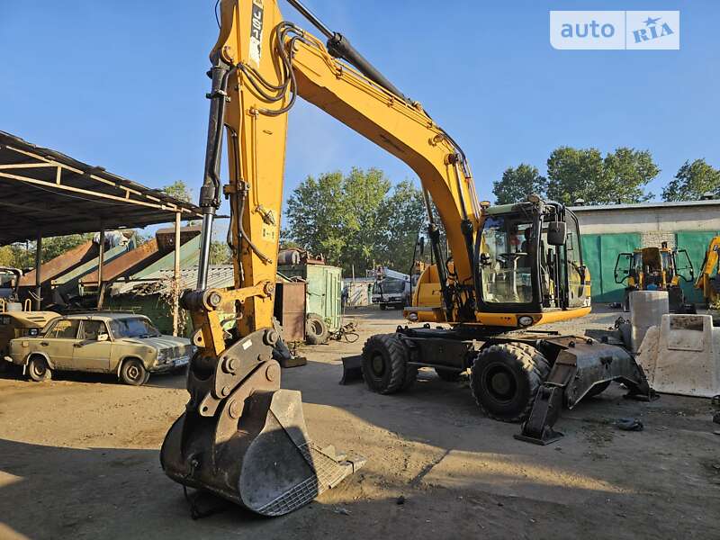 Экскаватор погрузчик JCB JS 175