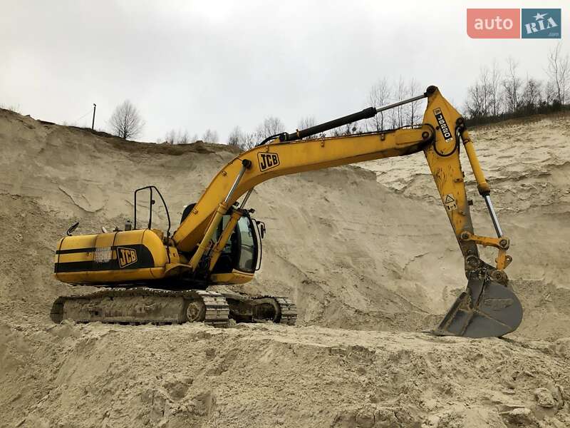 Гусеничный экскаватор JCB JS 200