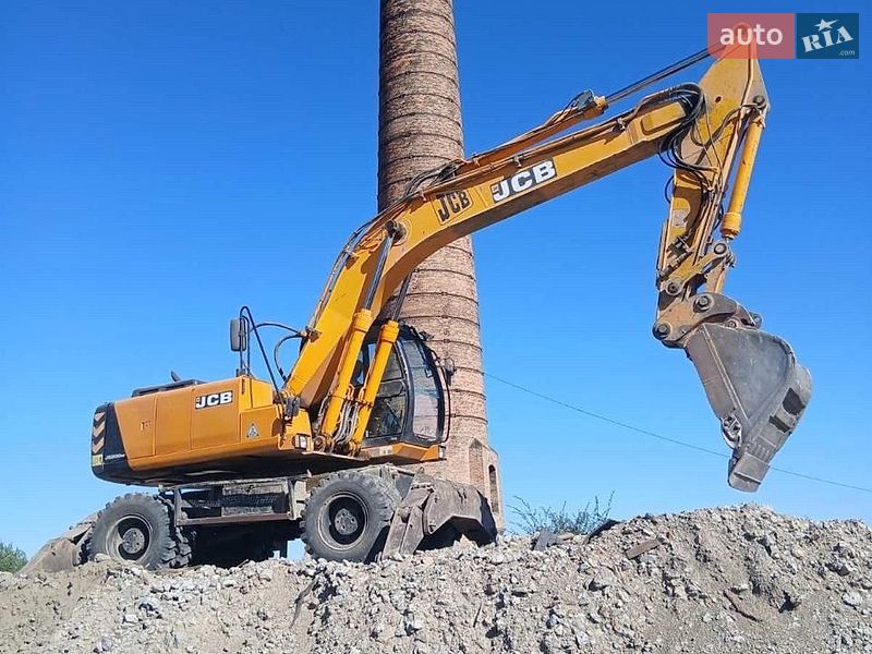 JCB JS 200W