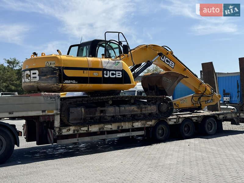 JCB JS 210