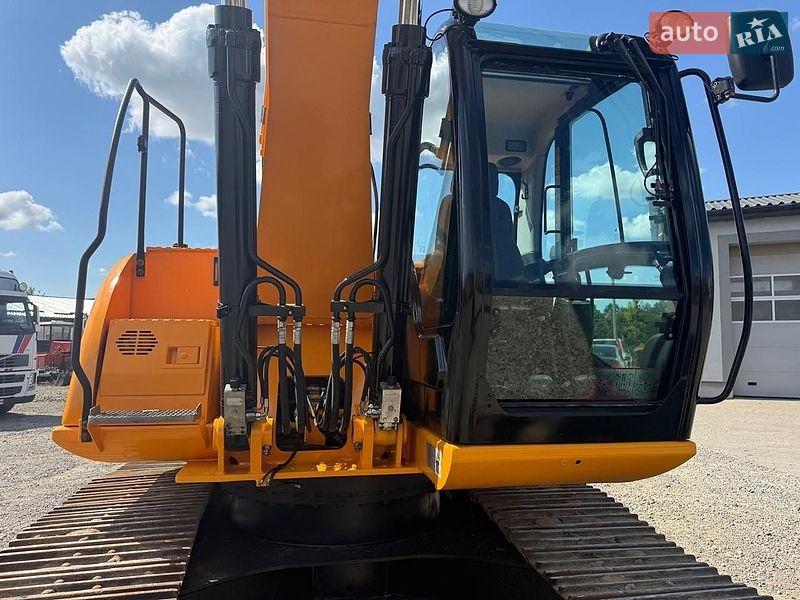 Гусеничный экскаватор JCB JS 220 2014 в Львове