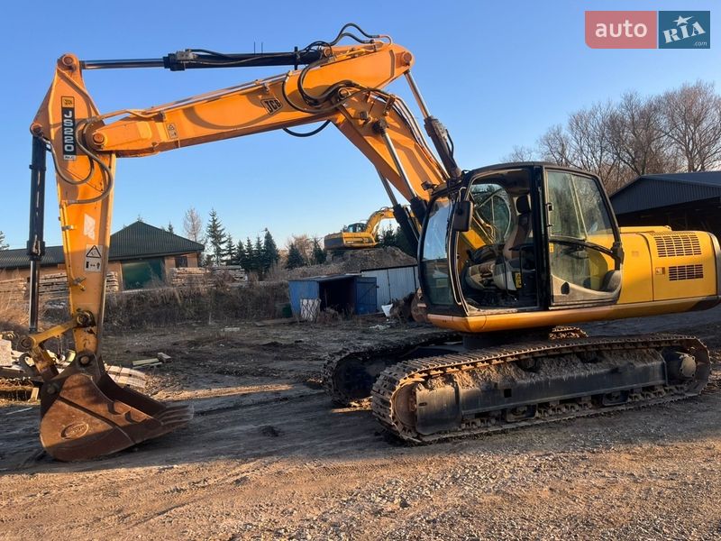 JCB JS 220LC