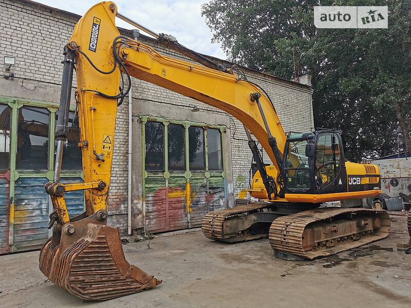 Экскаватор погрузчик JCB JS 290