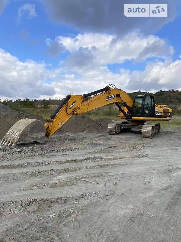 JCB JS 360