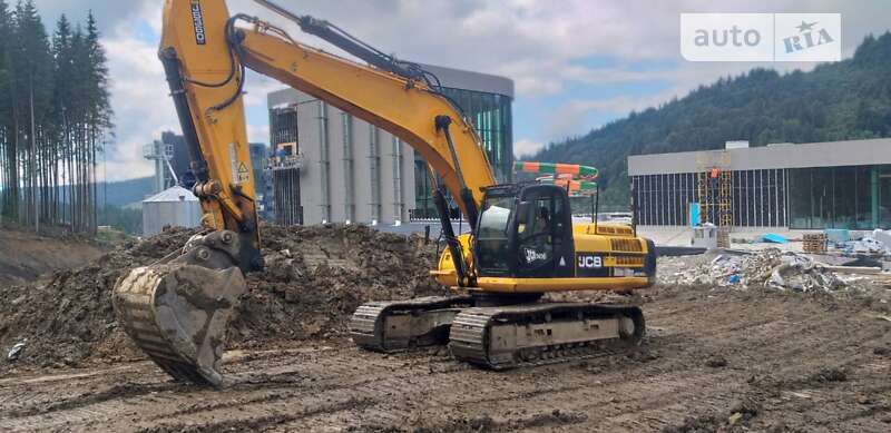 JCB JS 360