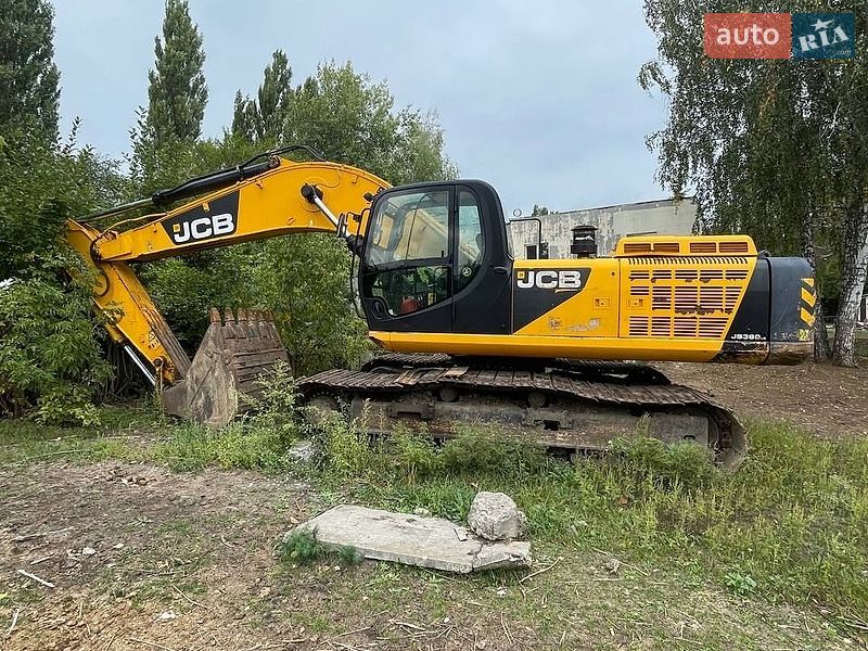 JCB JS 360