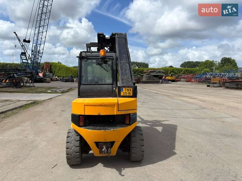 Телескопический погрузчик JCB TLT 2011 в Киеве фото 2 Телескопический погрузчик JCB TLT 2011 в Киеве