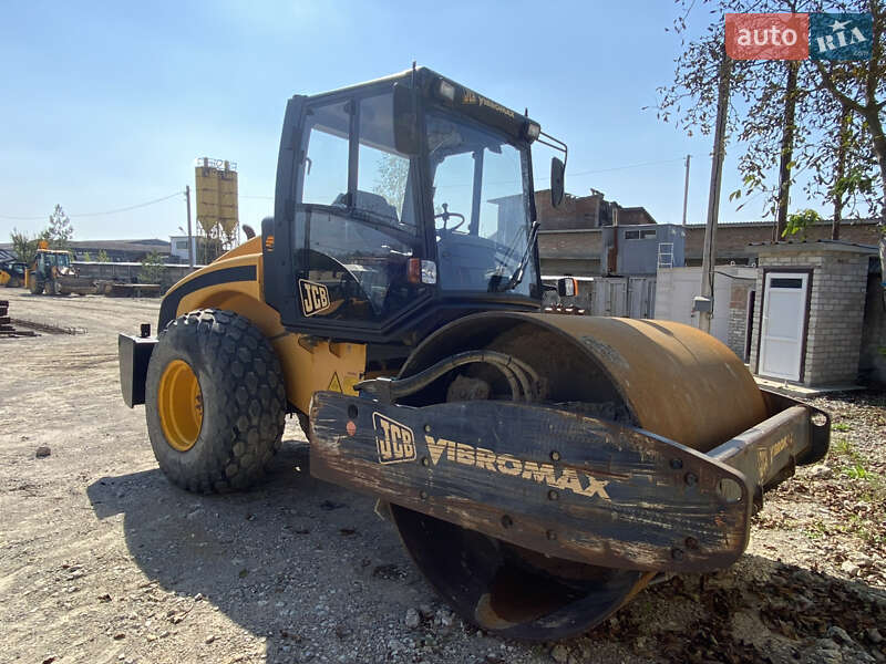 JCB Vibromax VM 132