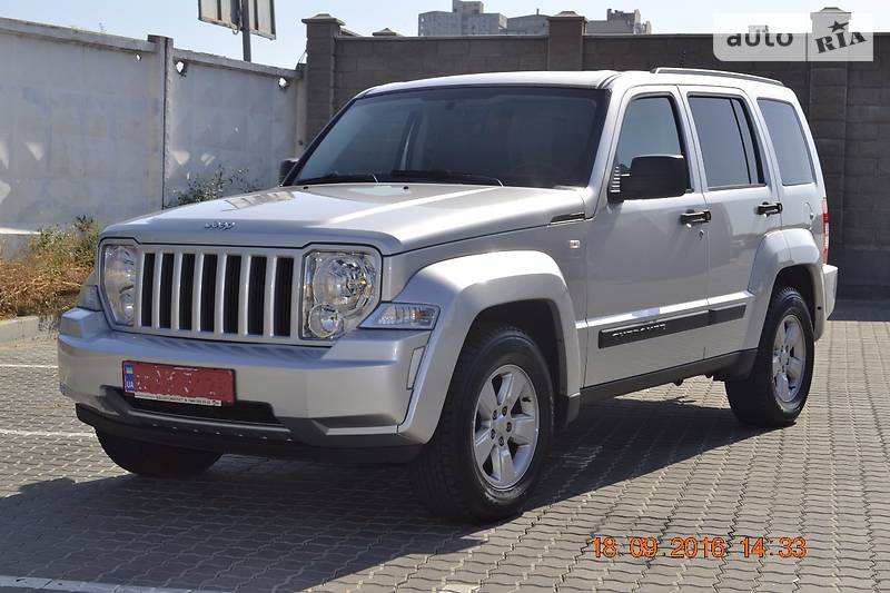 Jeep Cherokee 2008 года