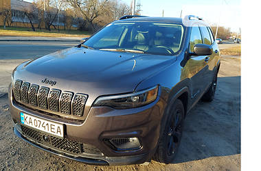 Jeep Cherokee latitude Plus 2020