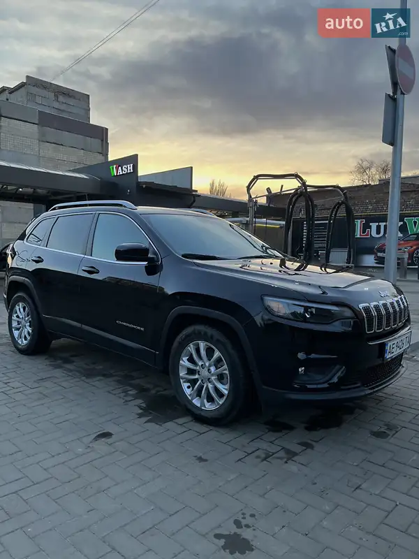 Jeep Cherokee