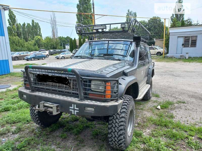 Jeep Cherokee