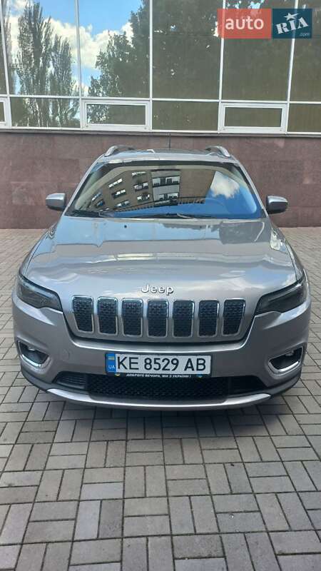 Jeep Cherokee