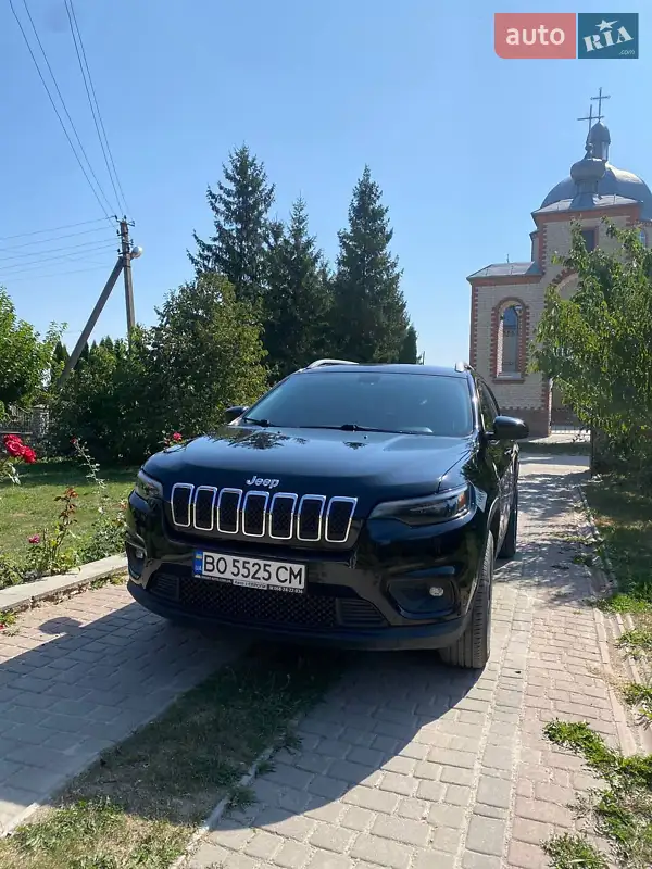 Jeep Cherokee