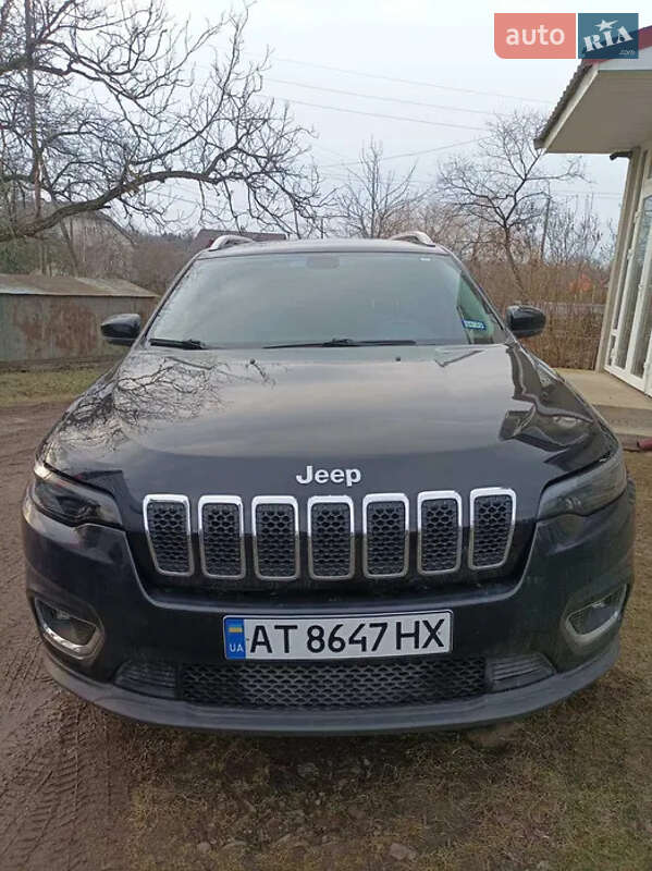 Jeep Cherokee