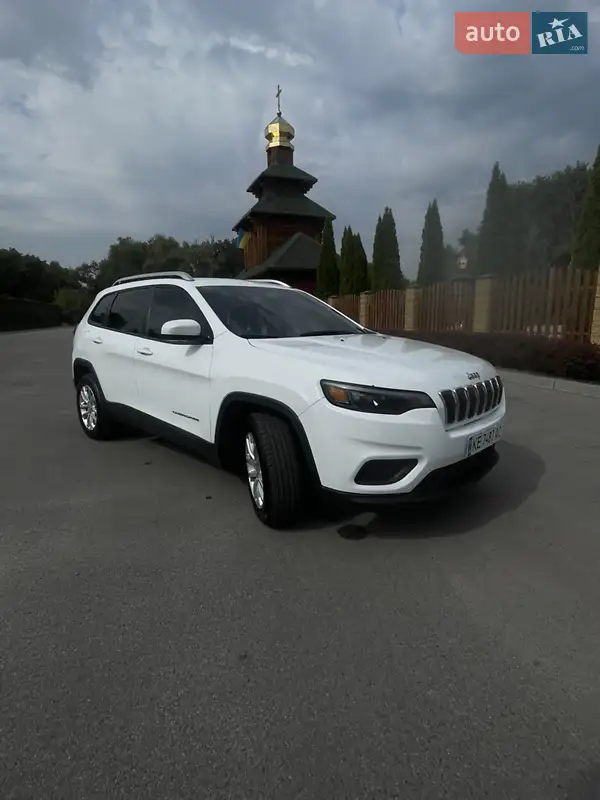 Jeep Cherokee
