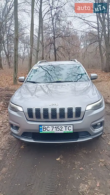 Jeep Cherokee
