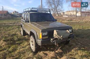 Jeep Cherokee  1992