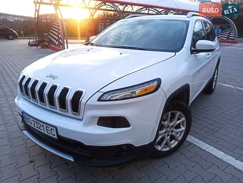 Jeep Cherokee
